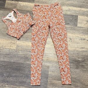 Floral Patterned Yoga pants & Sports Bra